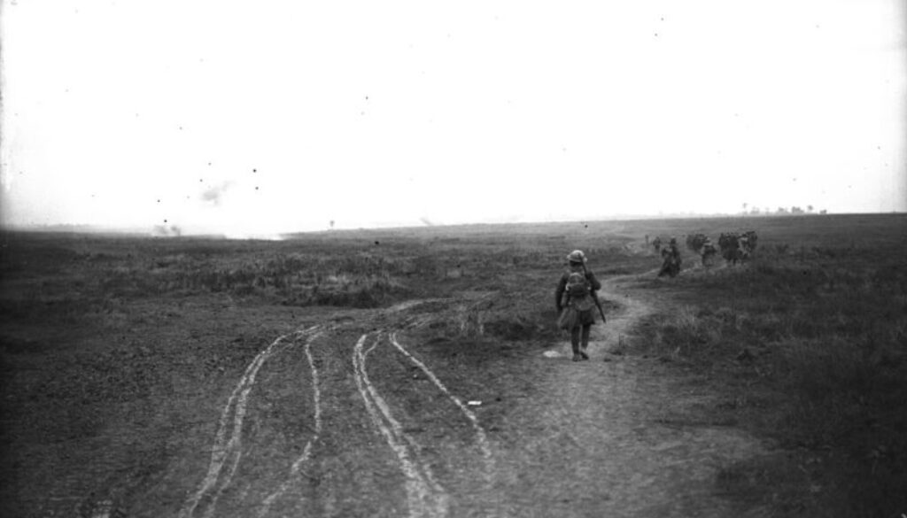 178_Canadians advancing on the Arras front. Advance East of Arras. September, 1918